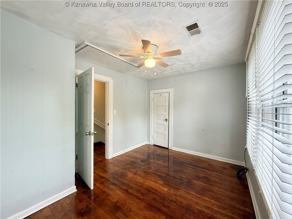 407 Rosemont Avenue