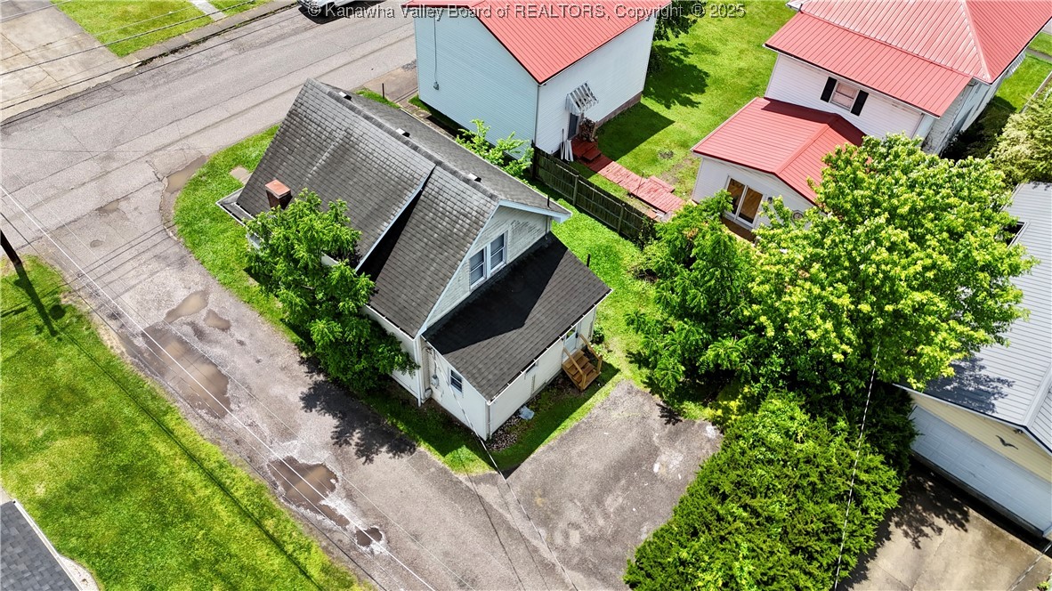 407 Rosemont Avenue
