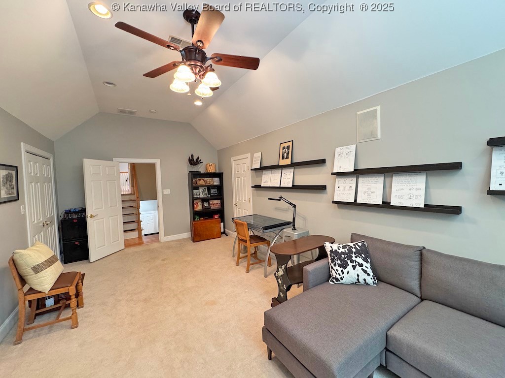 104 Cobblestone Lane