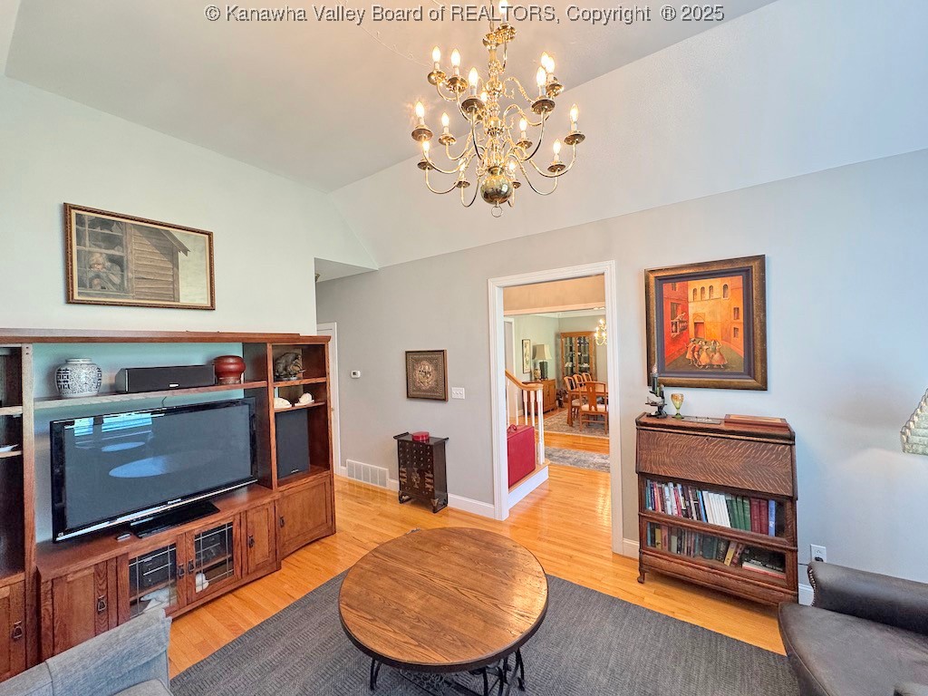 104 Cobblestone Lane