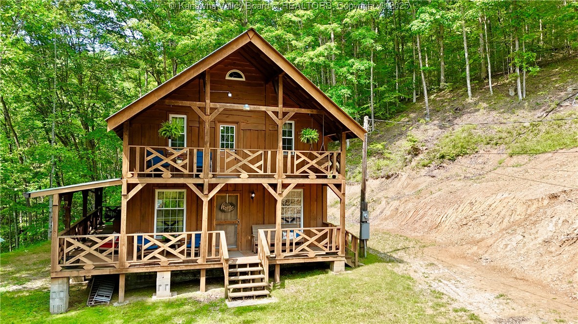 586 Grannies Creek Road