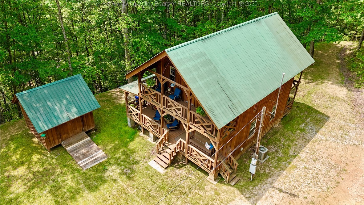 586 Grannies Creek Road