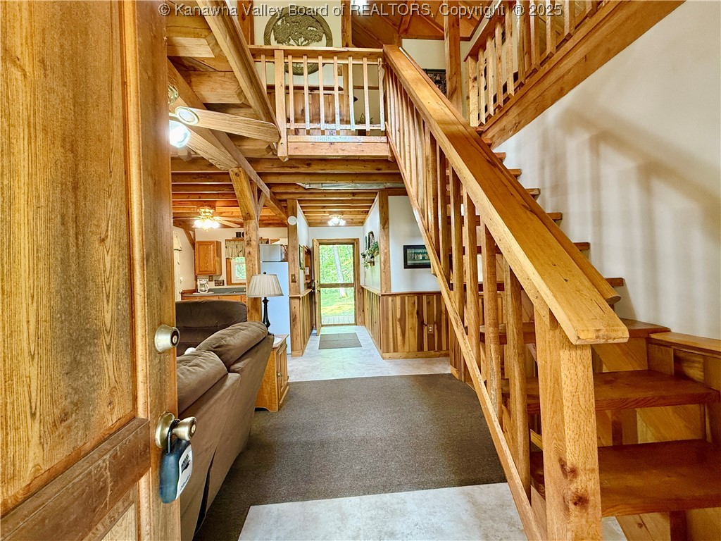 586 Grannies Creek Road