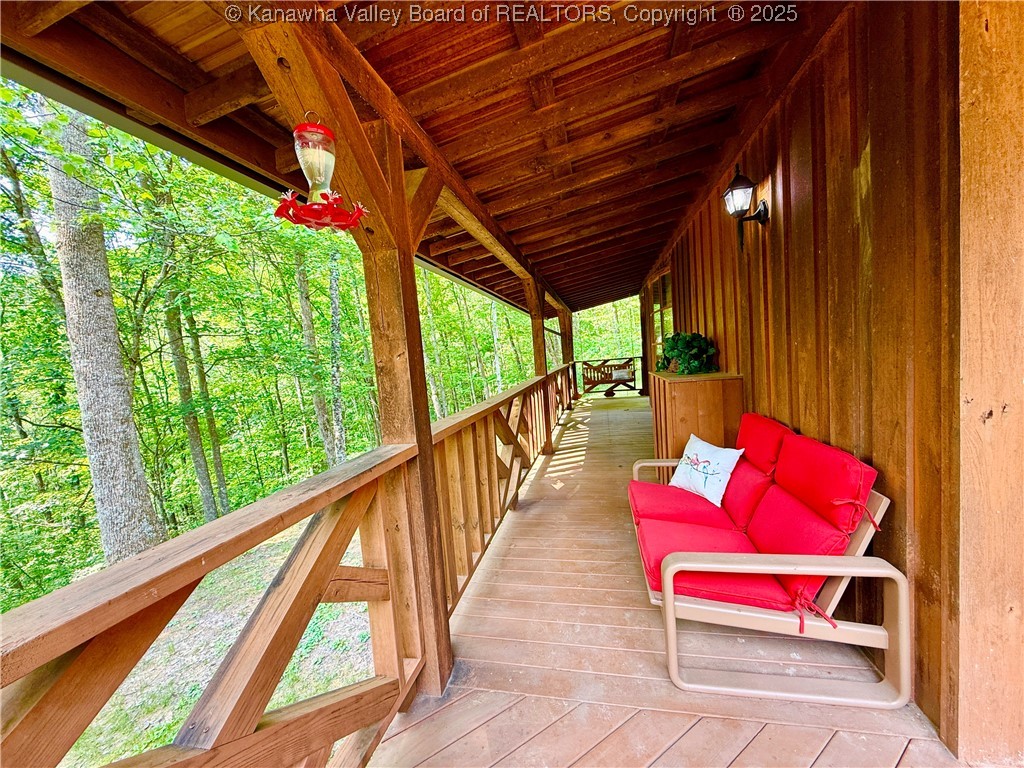 586 Grannies Creek Road