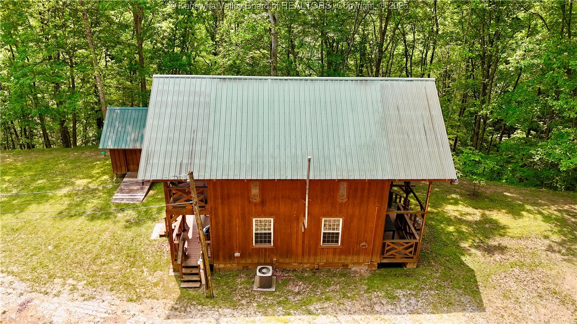 586 Grannies Creek Road