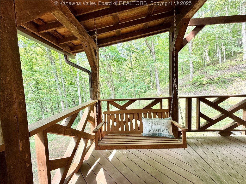 586 Grannies Creek Road