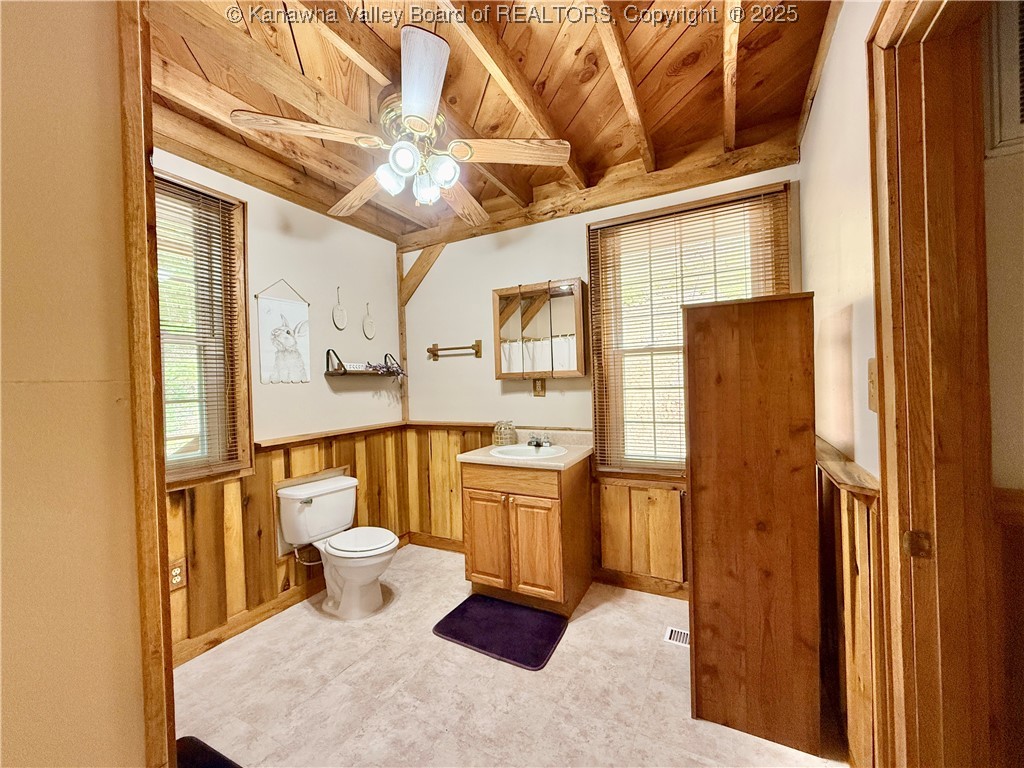 586 Grannies Creek Road