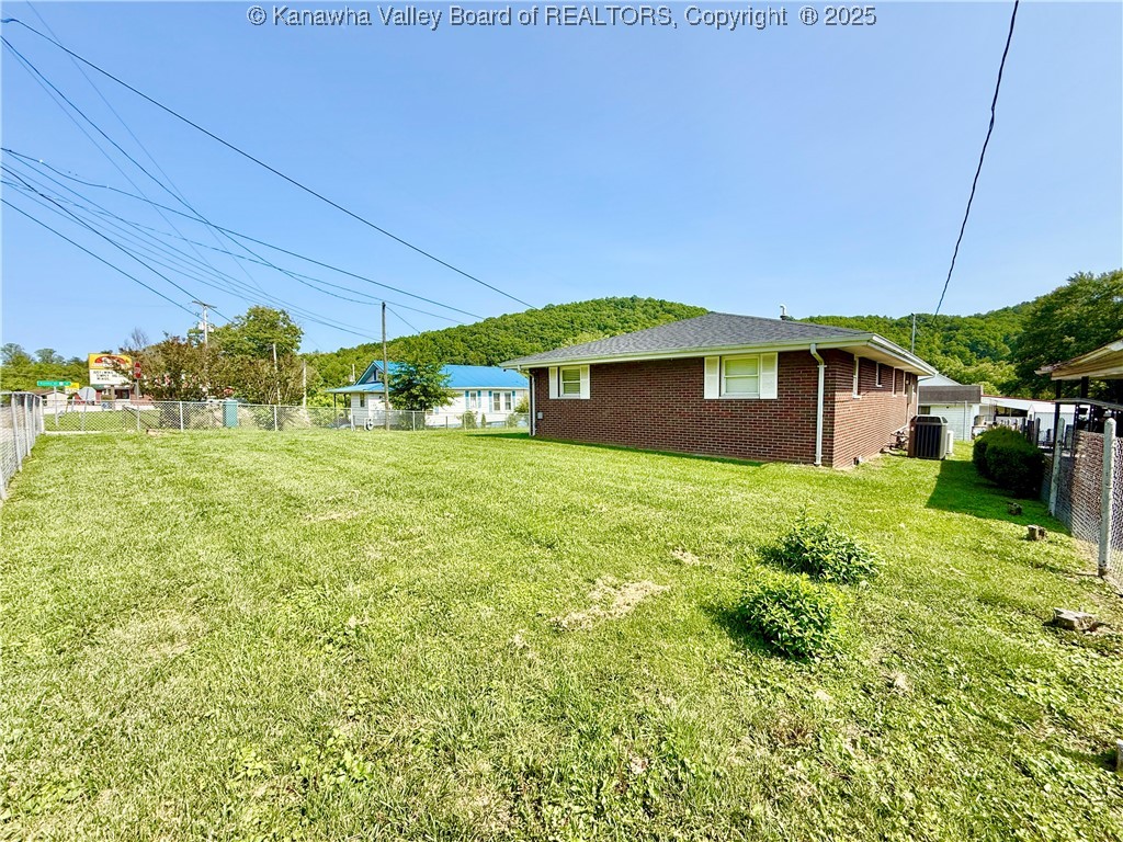 365 Orchard Avenue