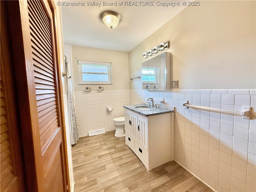 365 Orchard Avenue