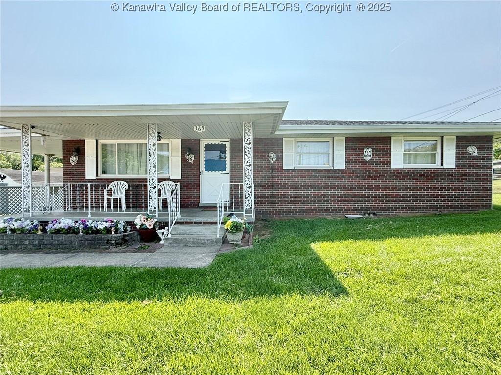 365 Orchard Avenue