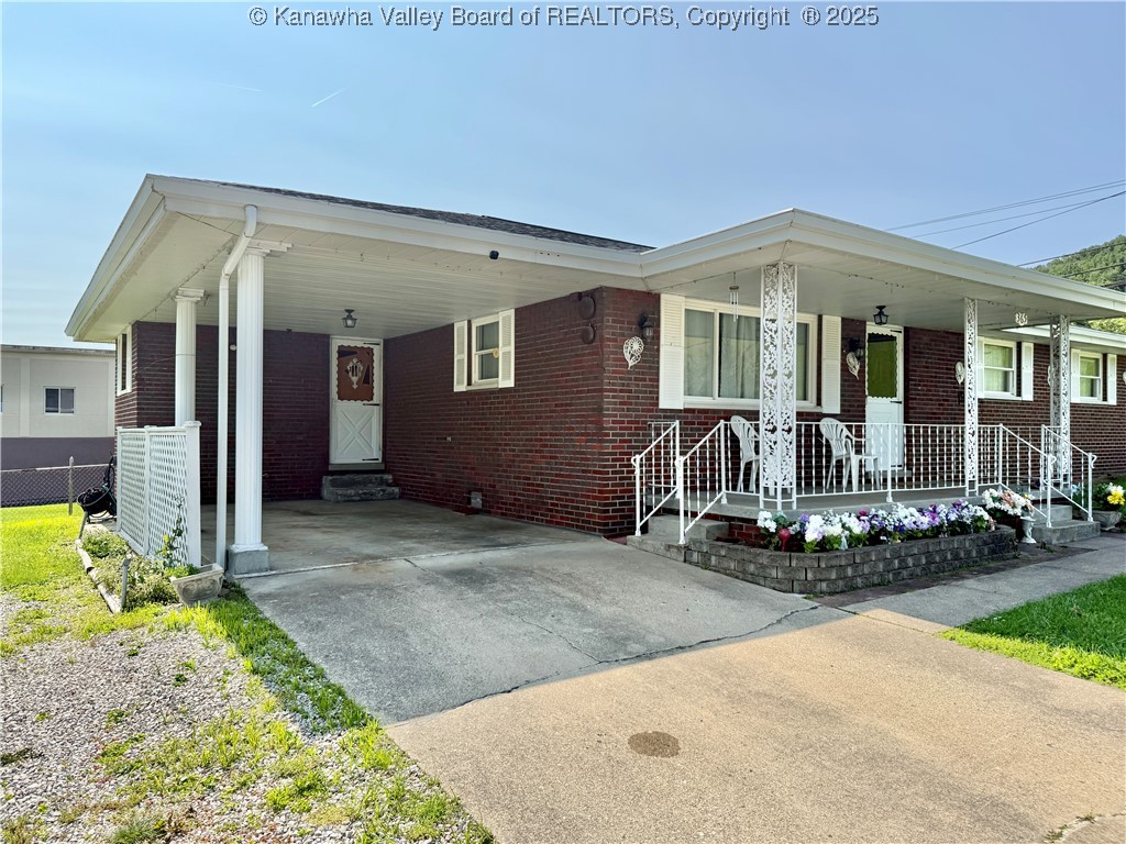 365 Orchard Avenue