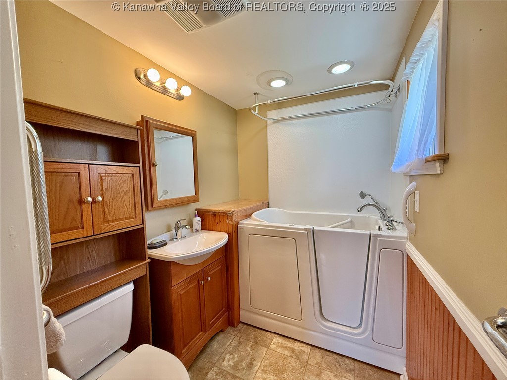 169 Myrtle Tree Road