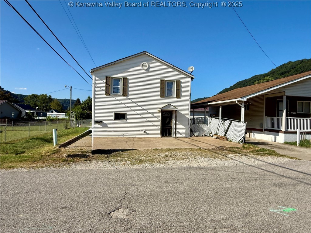 207 Marshall Avenue