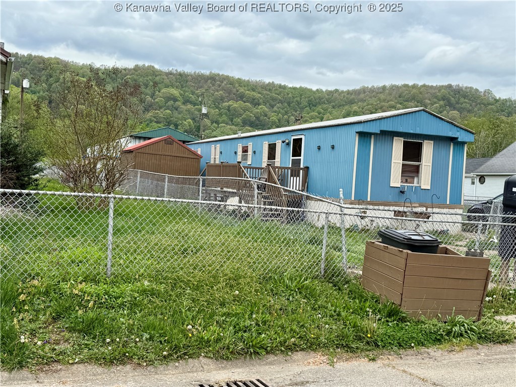 5607 Raven Dr & 5609 Raven Drive