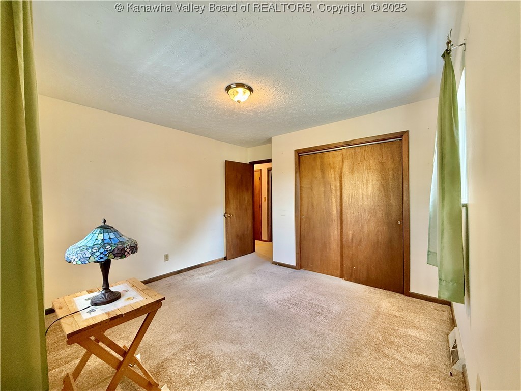 16 Barrington Road