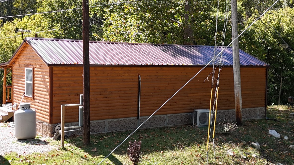 462 Adams Road