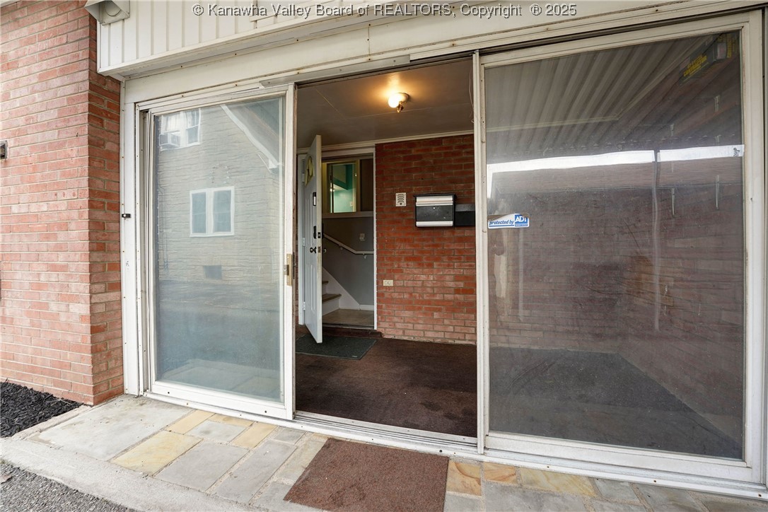 6551 Roosevelt Avenue