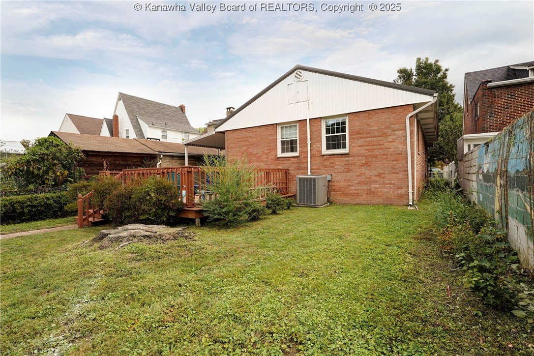 6551 Roosevelt Avenue