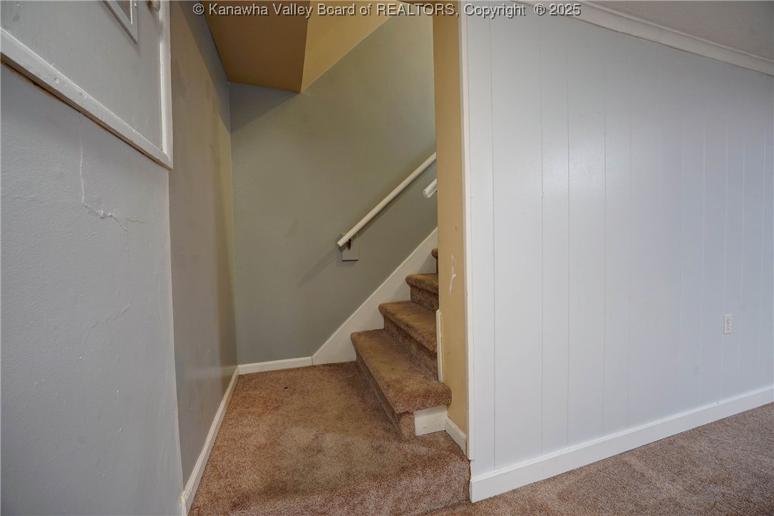 6551 Roosevelt Avenue