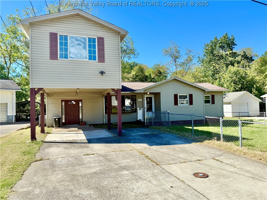 5207 Swiss Drive