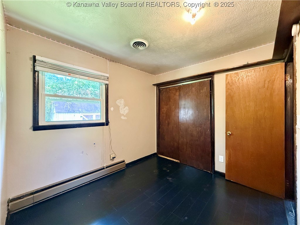 5207 Swiss Drive