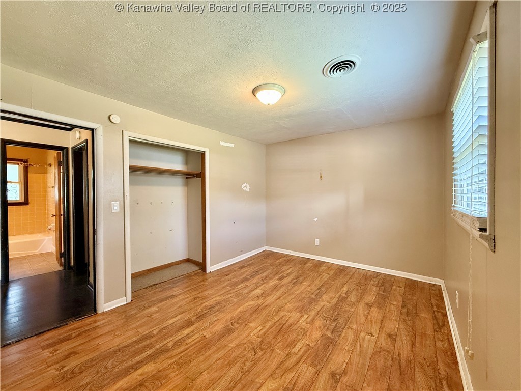 5207 Swiss Drive