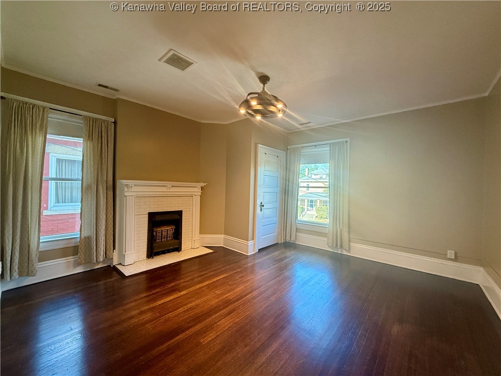 1565 Quarrier Street