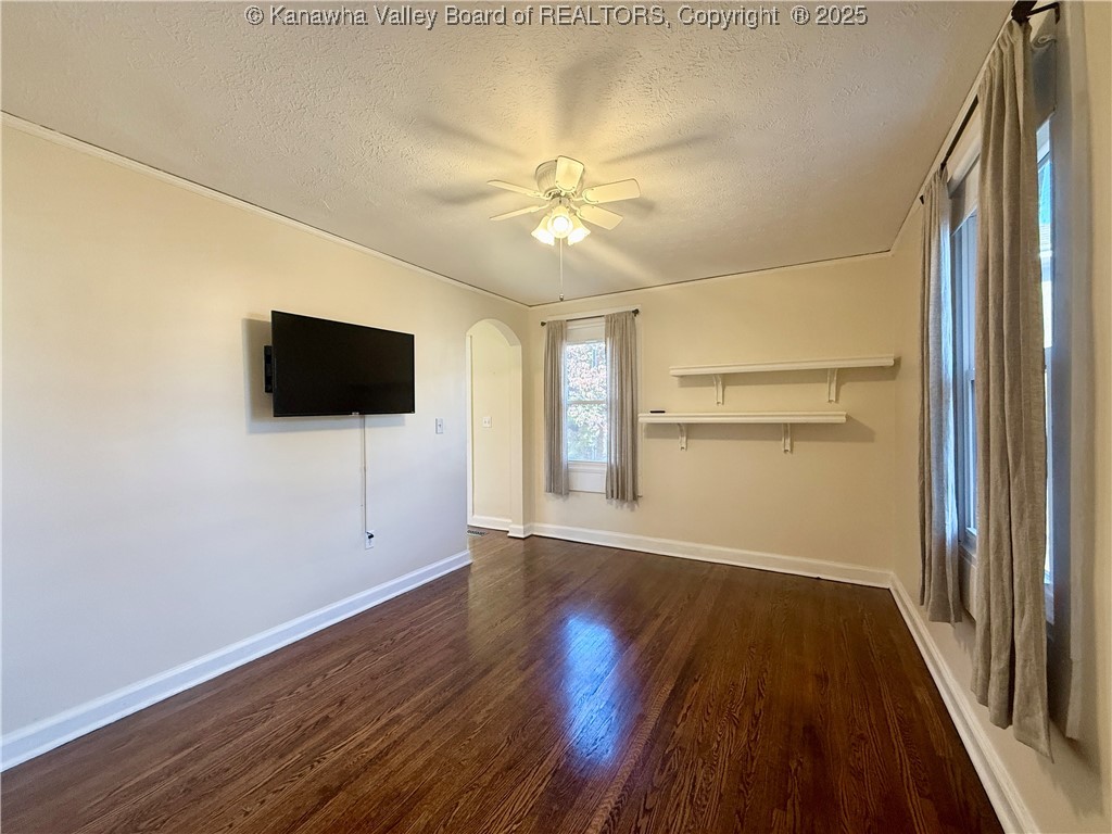 1565 Quarrier Street