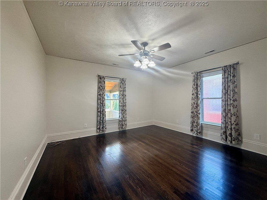 1565 Quarrier Street