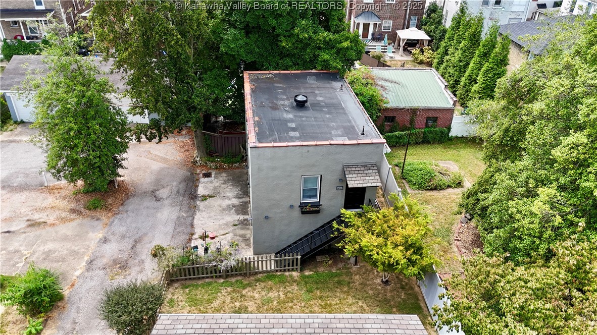 1565 Quarrier Street