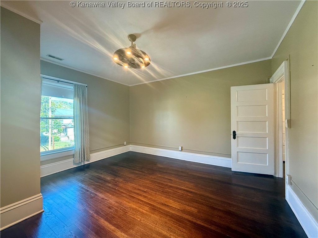 1565 Quarrier Street