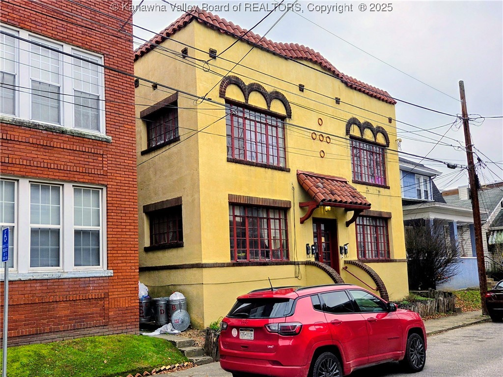 1611 Franklin Avenue