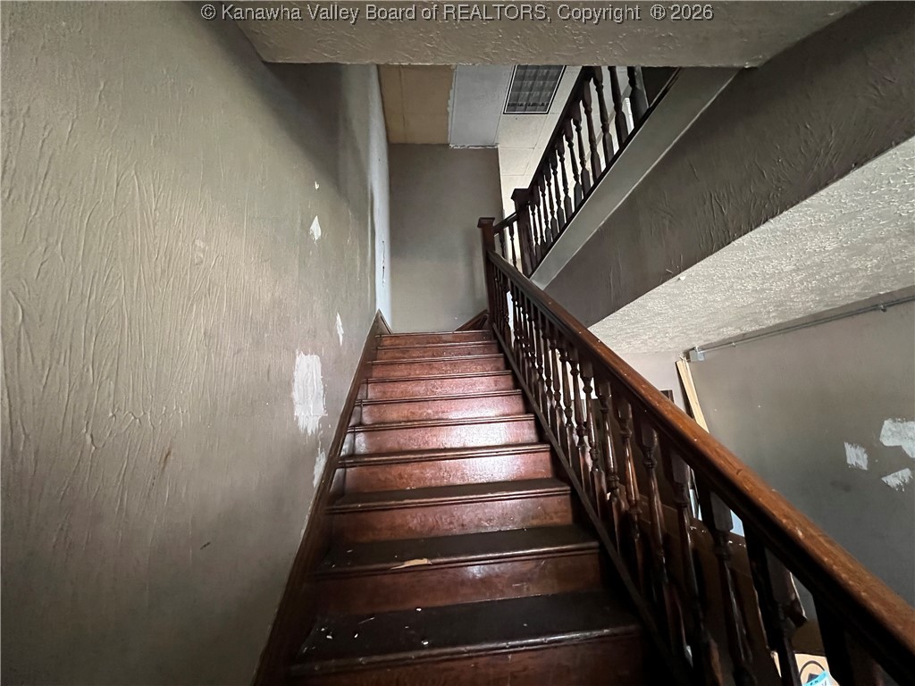 828-830R-834 20th Street