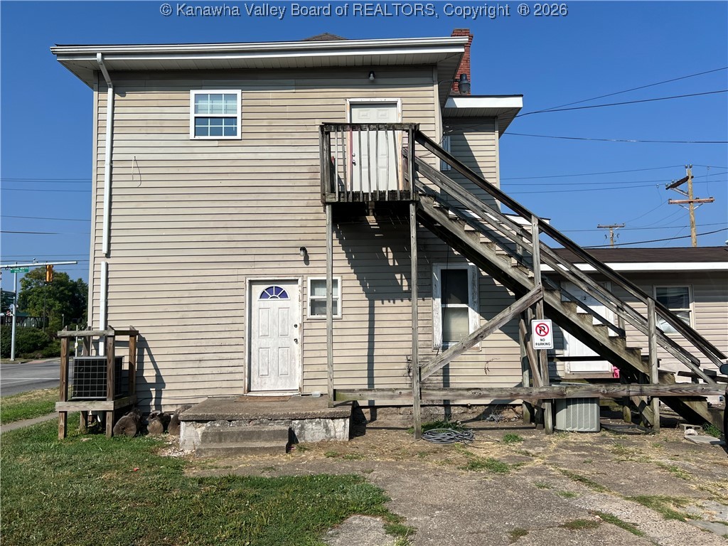 828-830R-834 20th Street