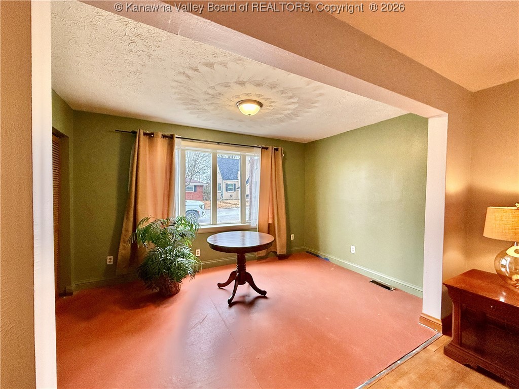 3013 Ridgeview Drive