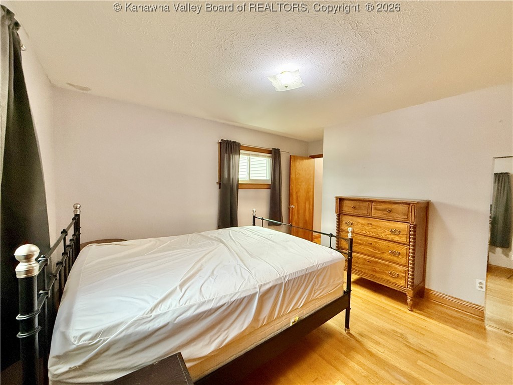 3013 Ridgeview Drive