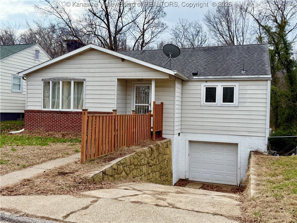 3013 Ridgeview Drive