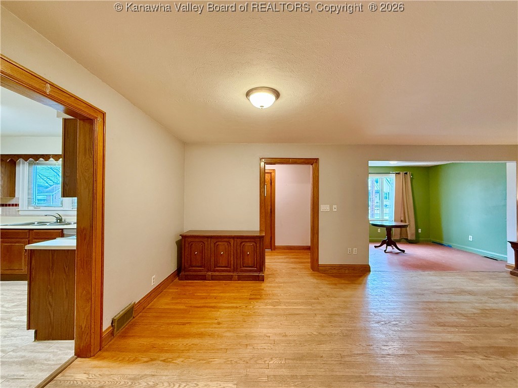 3013 Ridgeview Drive