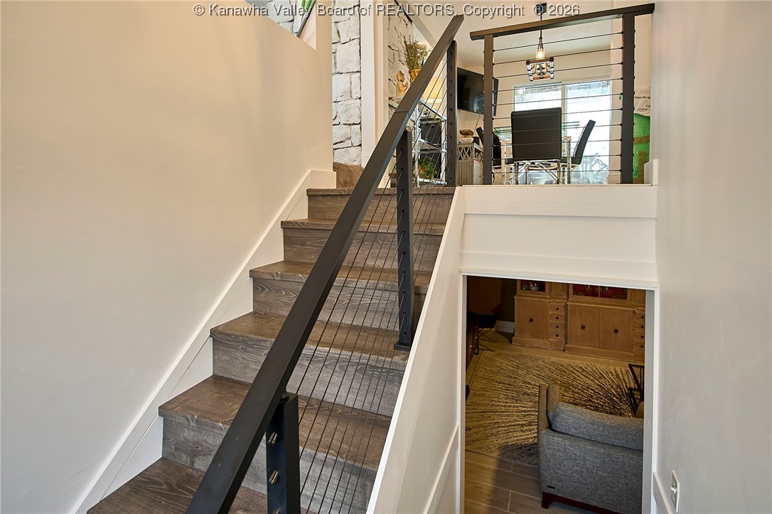 123 Woodbridge Drive