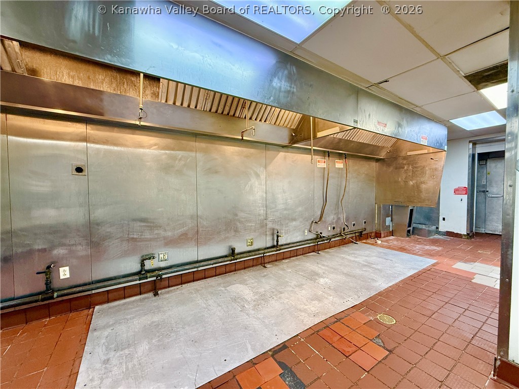 741 W Washington Street