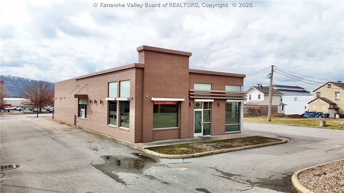 741 W Washington Street