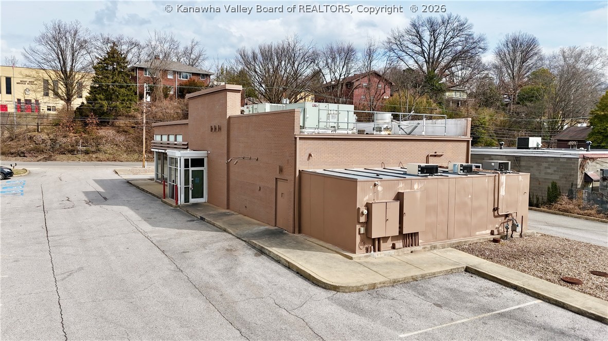 741 W Washington Street