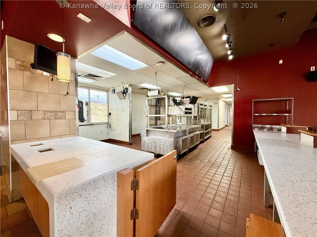 741 W Washington Street