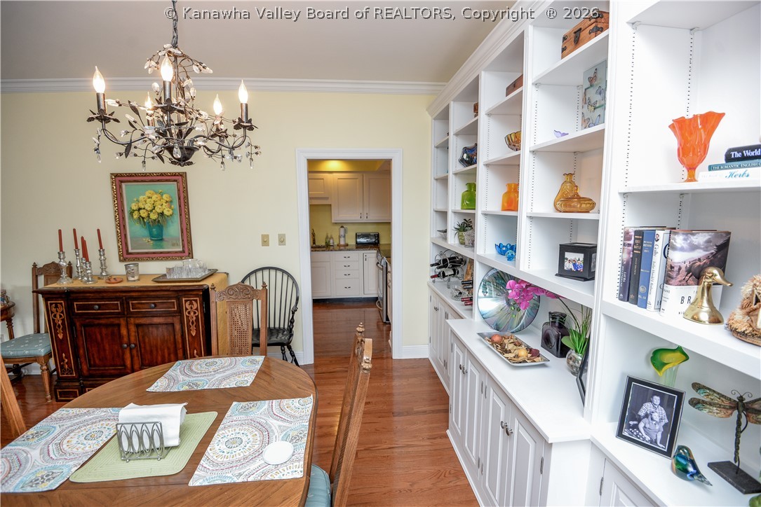 1578 Kanawha Boulevard E 8B