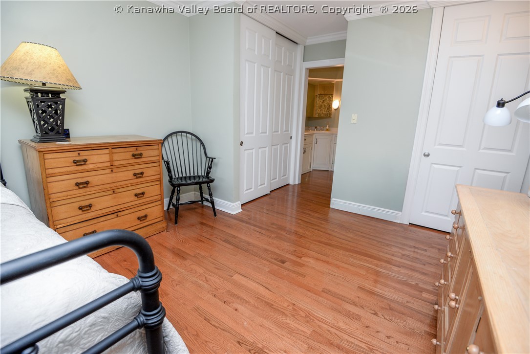 1578 Kanawha Boulevard E 8B
