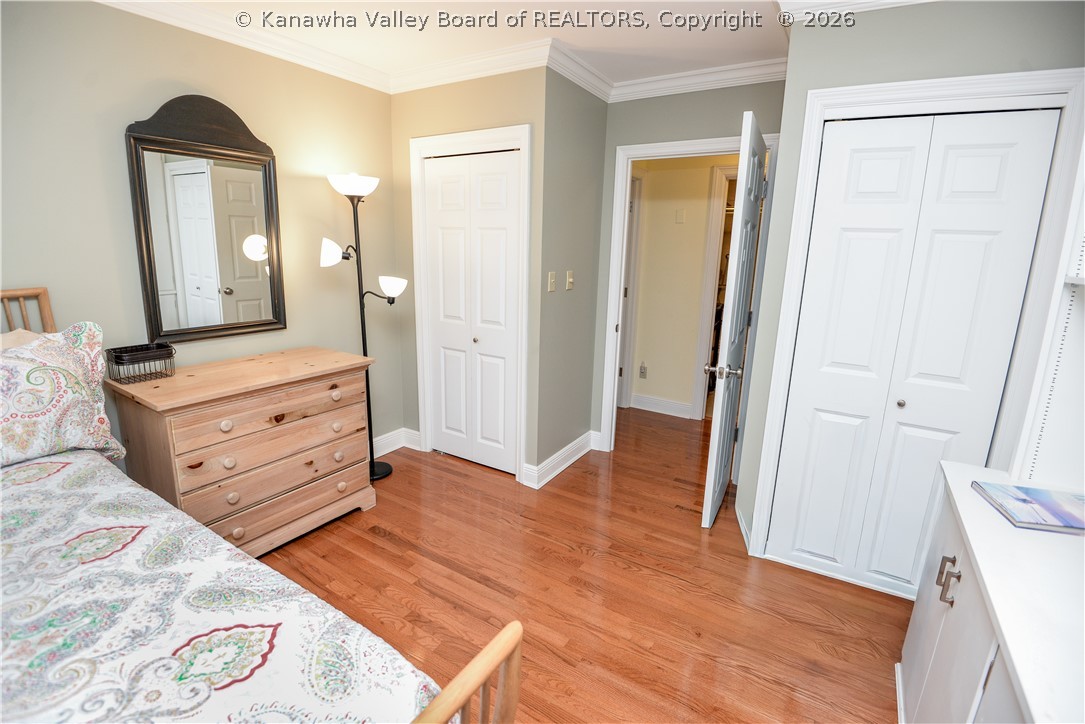 1578 Kanawha Boulevard E 8B