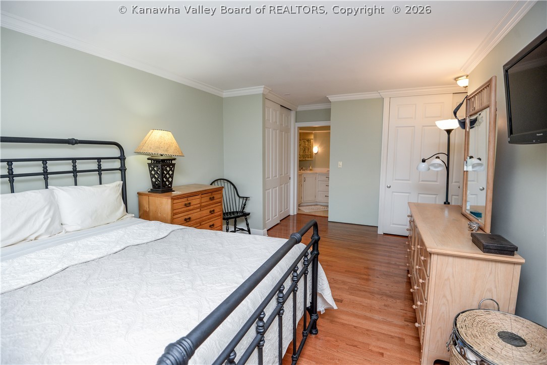 1578 Kanawha Boulevard E 8B