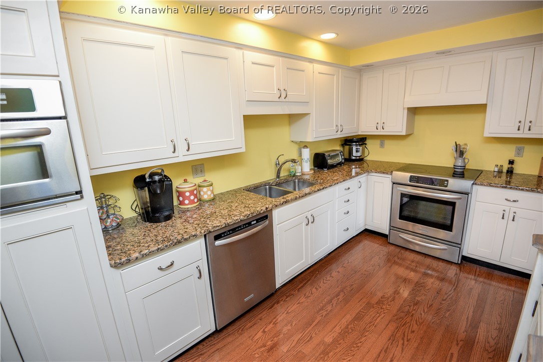 1578 Kanawha Boulevard E 8B