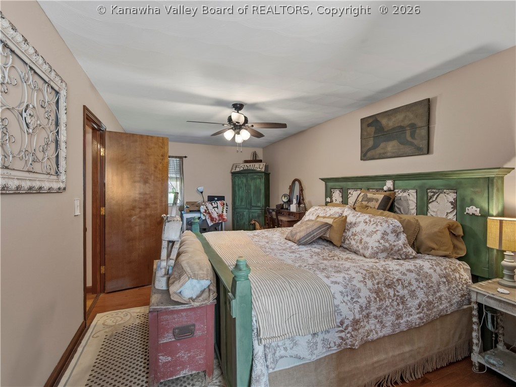 122 Moorefield Place