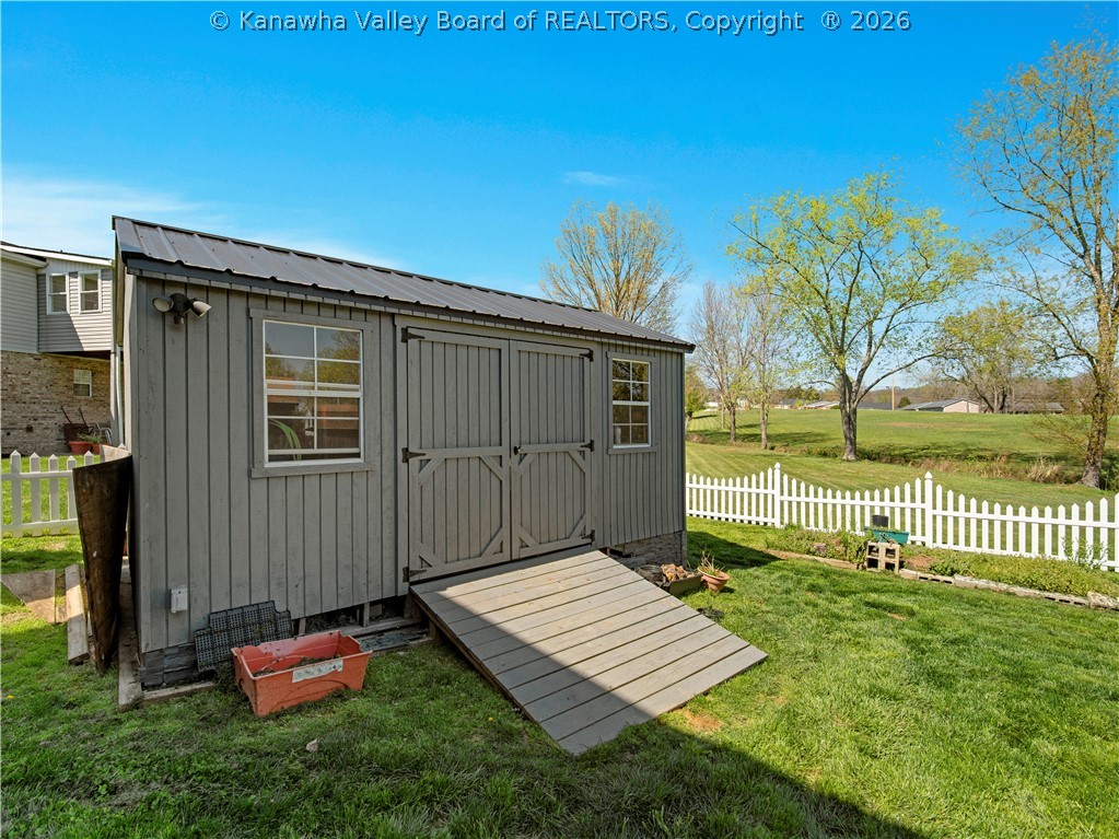 122 Moorefield Place